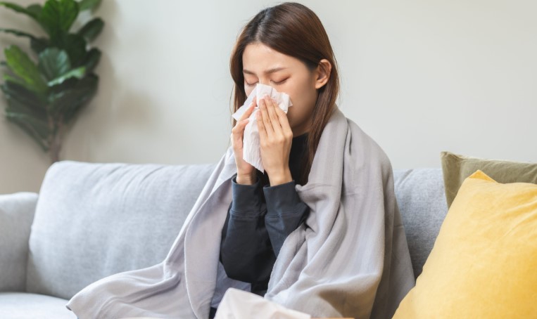 Perbedaan Flu Biasa dan Flu Berat, Kapan Harus ke Dokter?